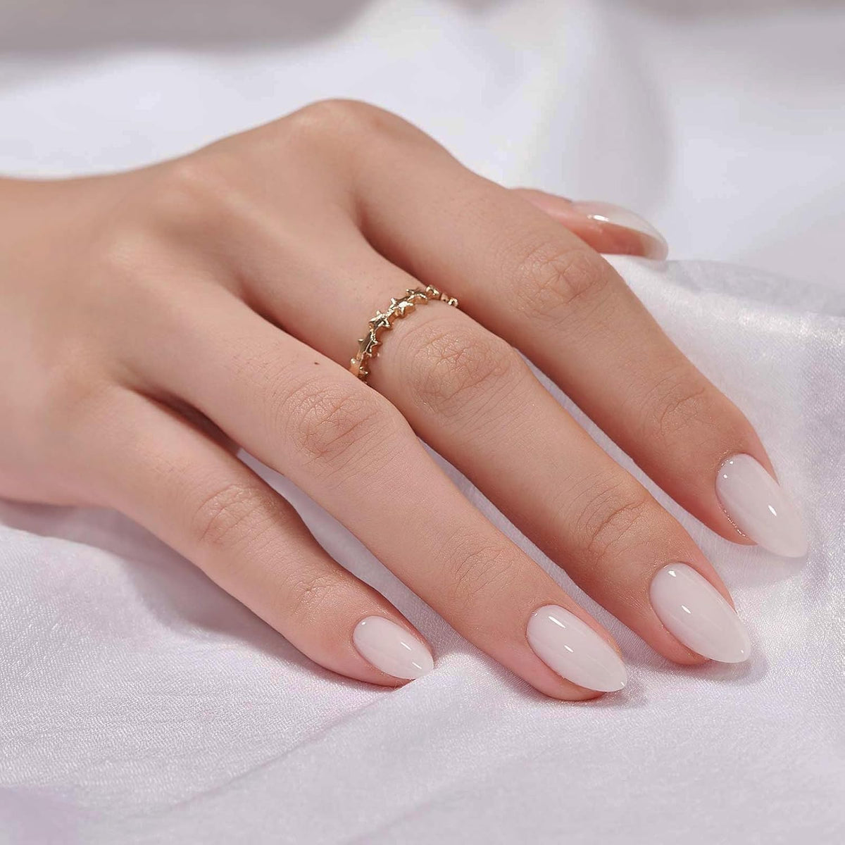 BTArtbox Press On Nails, Short Almond White Fake Nails, 32Pcs Full Kit | Ombre Glue On Nails, 2-Week Wear Time, 10-Minute Application, Natural Salon Look, 16 Sizes for Various Nail Beds